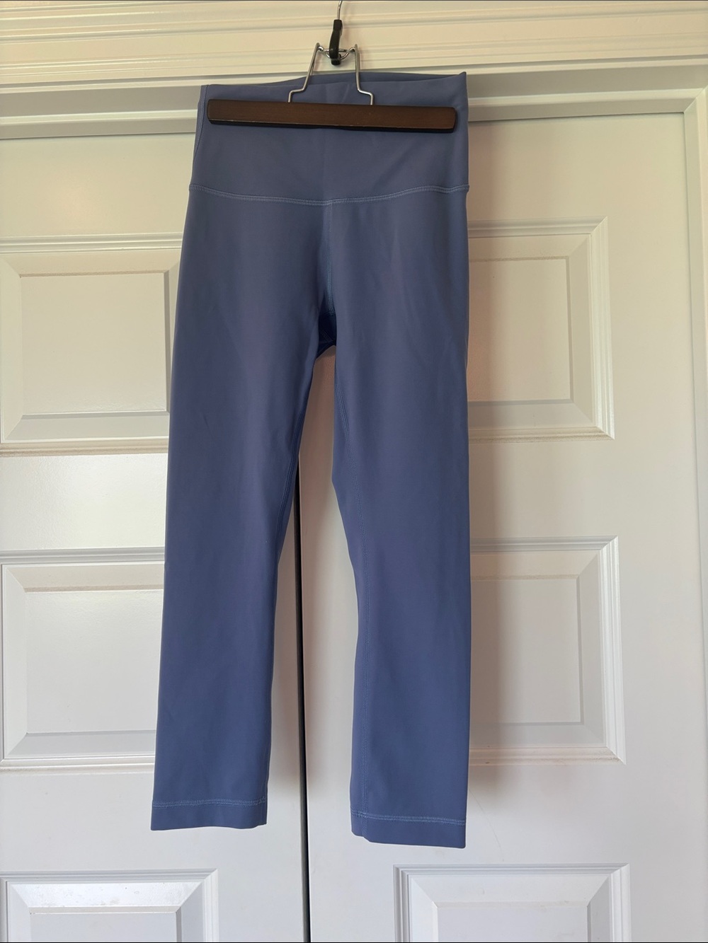 blue lululemon wunder train leggings